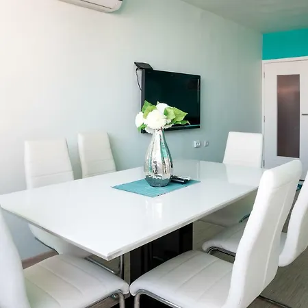 3-room With Sea View *